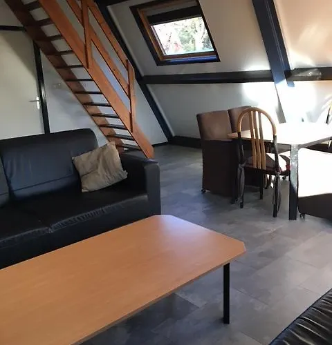 Vosseven 77 別荘 *